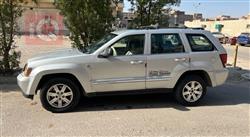 جیپ گراند شیرۆکی